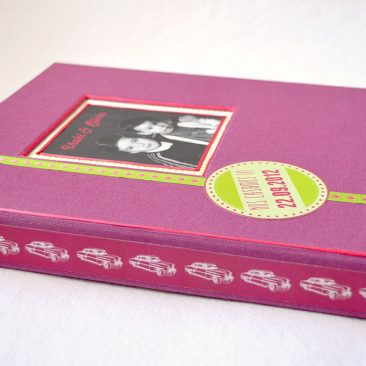Libro de firmas artesanal y personalizado tipo caja Silvia & Iñaki